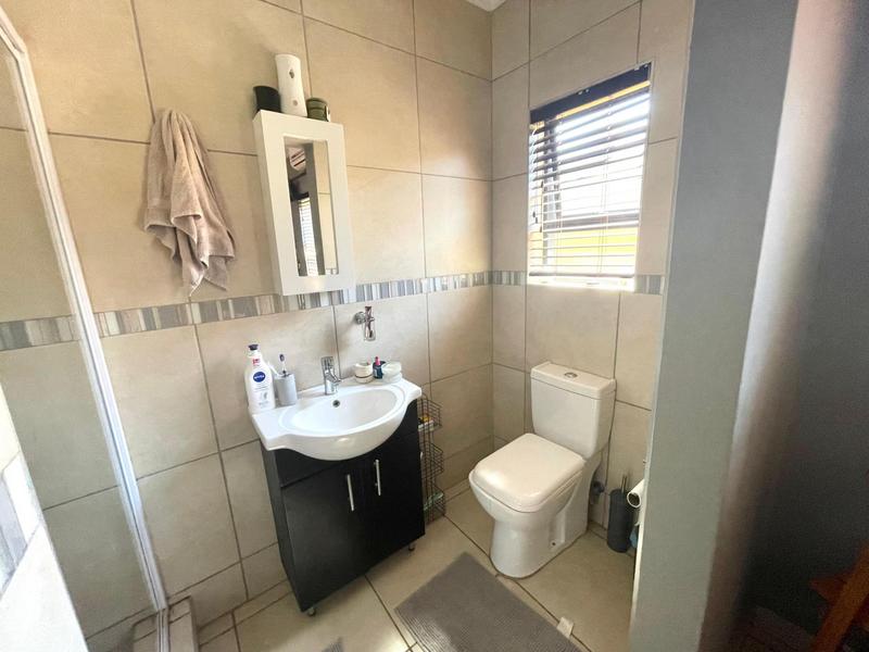 To Let 2 Bedroom Property for Rent in Die Bult North West